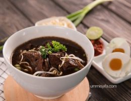 Rawon Hitam Surabaya yang Enak dan Menggoda Lidah